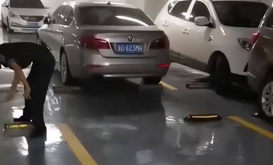 ͷŲ绰