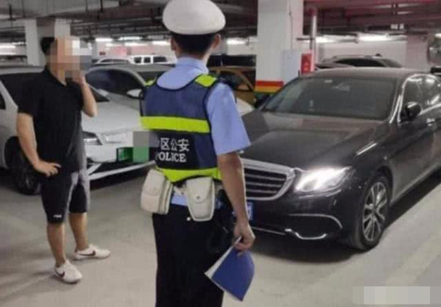 4���Ͼܽ�Ų���绰:��ҪŲ���������ӵ绰��ô��